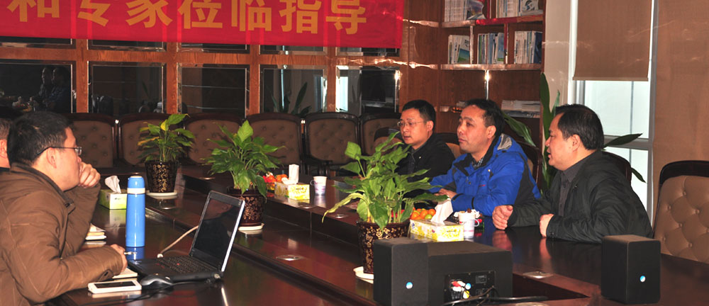 全國電磁計量技術(shù)委員會邵海明秘書長在湖南省計量檢測研究院李慶先副院長的陪同下，蒞臨銀河電氣指導(dǎo)工作