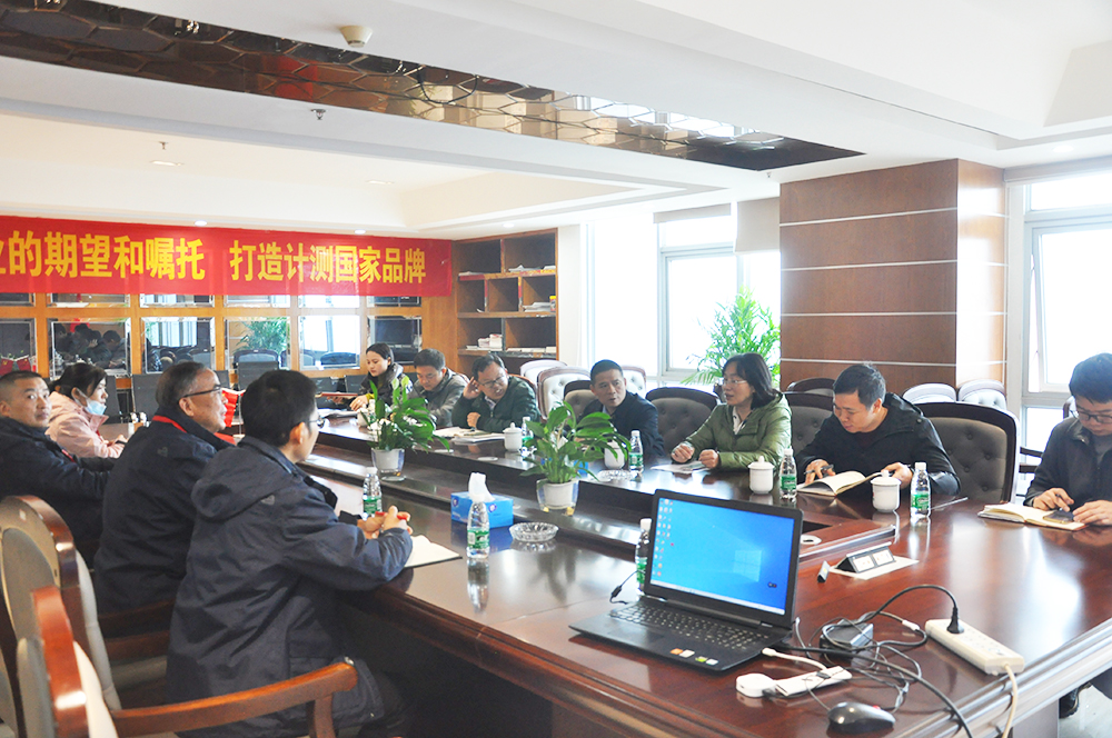 長沙經(jīng)開區(qū)賴?yán)っ髦魅我恍猩W臨銀河電氣調(diào)研指導(dǎo) 長沙經(jīng)開區(qū)賴?yán)っ髦魅我恍猩W臨銀河電氣調(diào)研指導(dǎo)